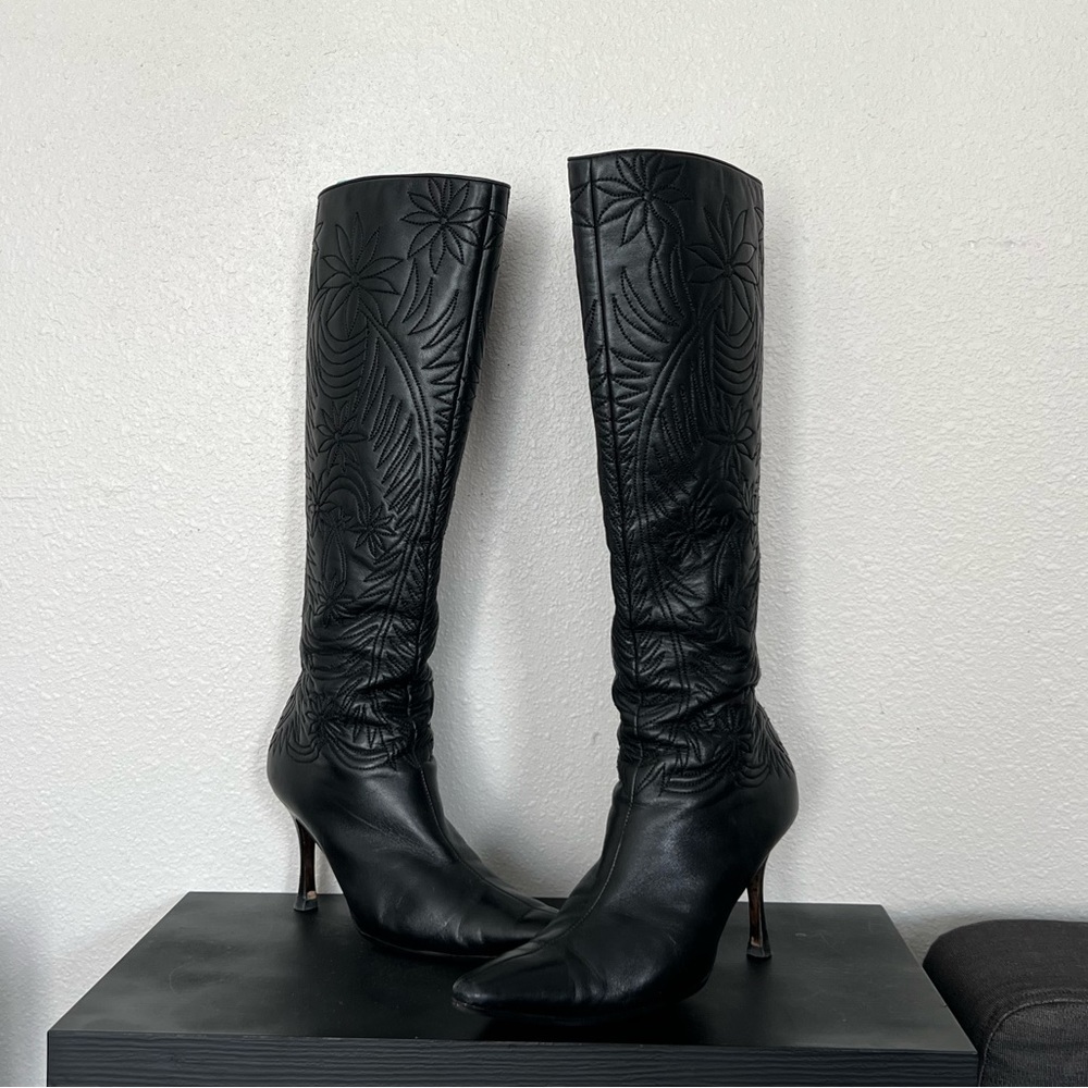 Manolo Blahnik Embroidered Black leather boots